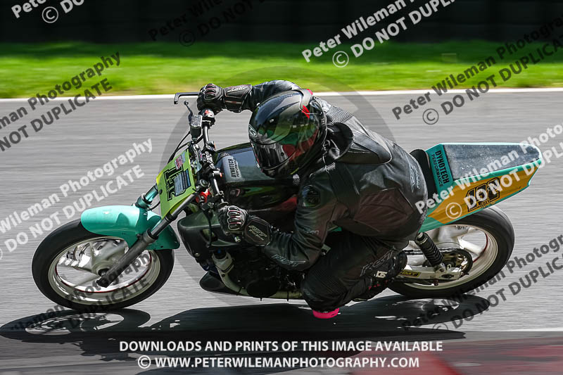cadwell no limits trackday;cadwell park;cadwell park photographs;cadwell trackday photographs;enduro digital images;event digital images;eventdigitalimages;no limits trackdays;peter wileman photography;racing digital images;trackday digital images;trackday photos